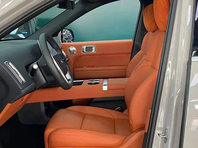 Li Auto L6 — Фото автомобиля 3