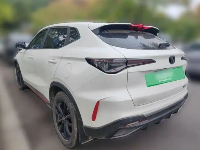 Changan X5 Plus — Фото автомобиля 25