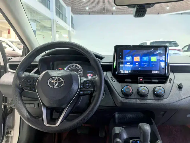 Toyota Corolla — Фото автомобиля 16