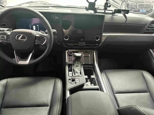 Lexus GX — Фото автомобиля 16