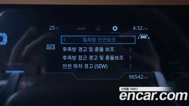 KG_Mobility_Ssangyong Torres Бензин 1.5 2WD — Фото автомобиля 18