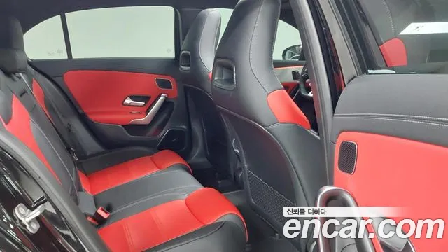 Mercedes-Benz A-Class — Фото автомобиля 10