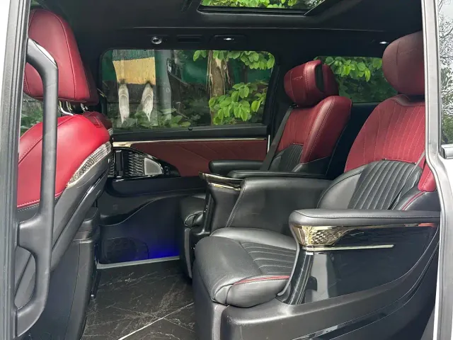 GAC Trumpchi M8 — Фото автомобиля 10