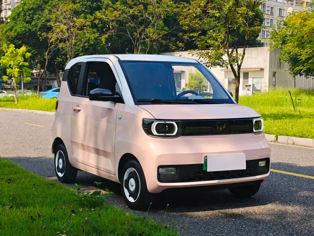 Wuling Hongguang Mini EV — Фото автомобиля 3