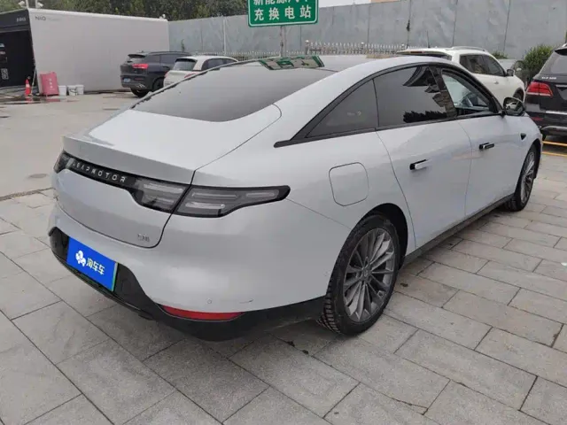 Leapmotor C01 — Фото автомобиля 3