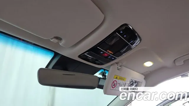 Hyundai Grandeur Grandeur (GN7) 2.5 Бензин 2WD — Фото автомобиля 26
