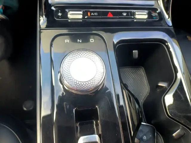 Wuling Starlight — Фото автомобиля 13