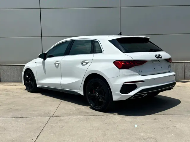 Audi A3 — Фото автомобиля 3