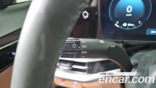 Hyundai Grandeur GN7 — Фото автомобиля 28