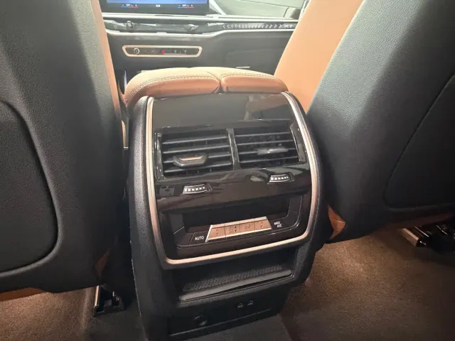 BMW X7 — Фото автомобиля 17