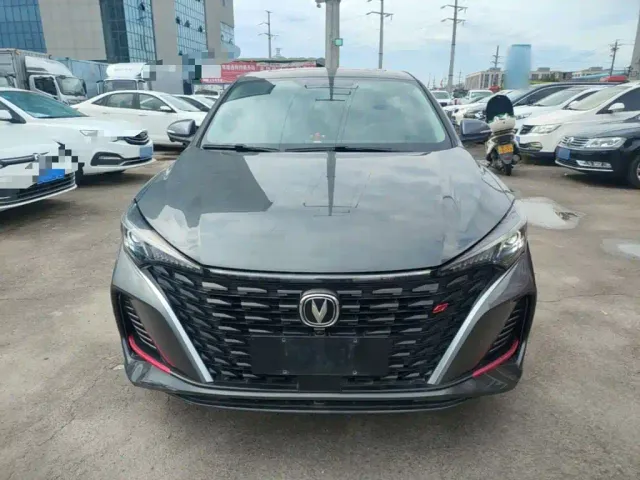 Changan Eado — Фото автомобиля 2