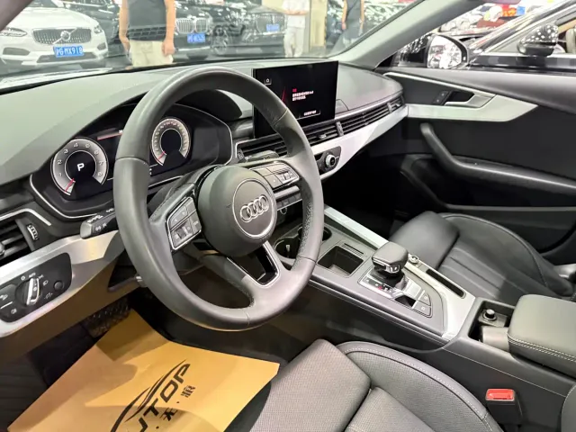 Audi A4L — Фото автомобиля 7