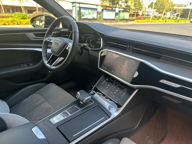 Audi A6L — Фото автомобиля 11