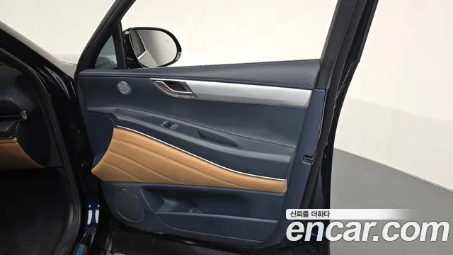 Genesis GV80 2.5T Бензин AWD — Фото автомобиля 24