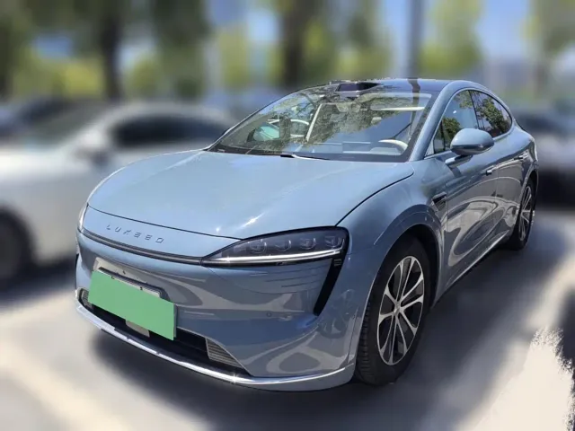Luxeed R7 — Фото автомобиля 3