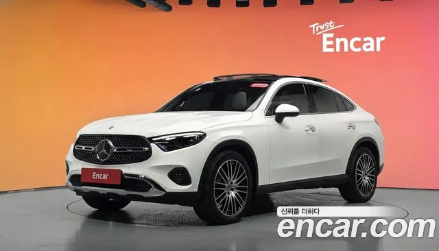 Фотография автомобиля — Mercedes-Benz GLC-Class