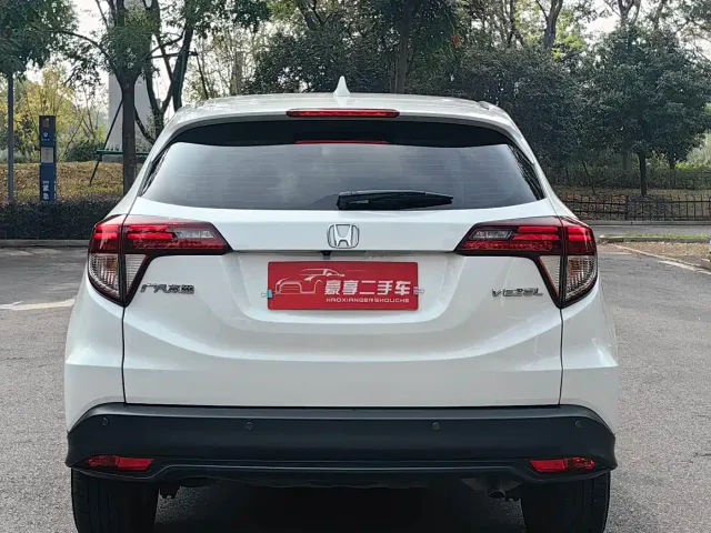 Honda Vezel — Фото автомобиля 12