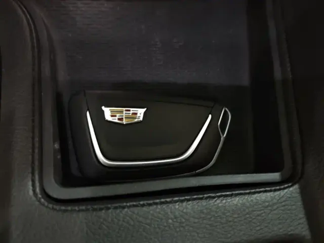 Cadillac CT5 — Фото автомобиля 16