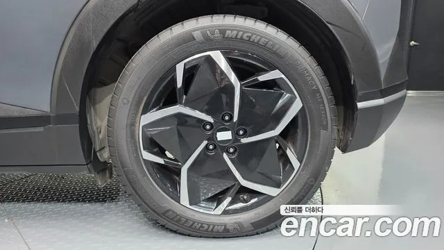 Hyundai Ioniq 5 — Фото автомобиля 6