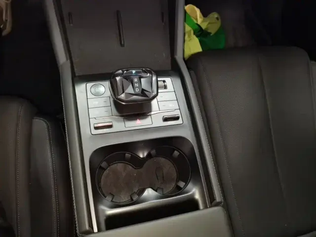 BYD Qin L — Фото автомобиля 13
