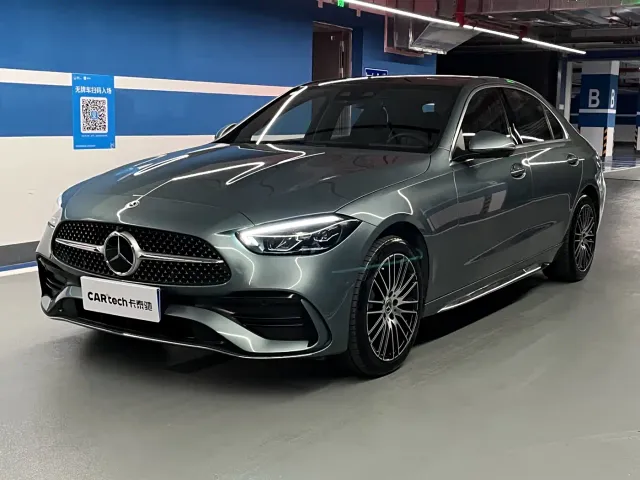 Фотография автомобиля — Mercedes-Benz C-Class