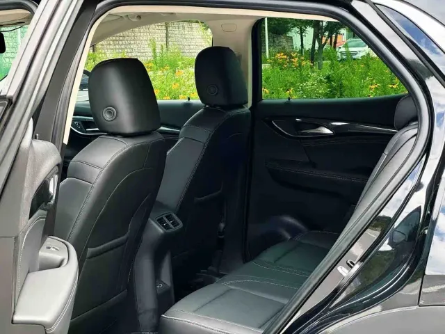 Buick Envision S — Фото автомобиля 6
