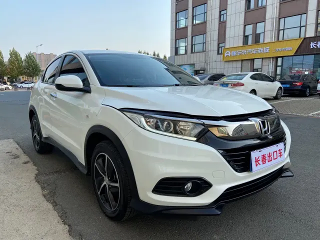 Honda Vezel — Фото автомобиля 3