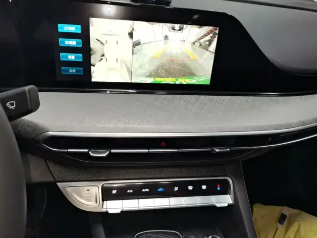 Changan Eado — Фото автомобиля 12