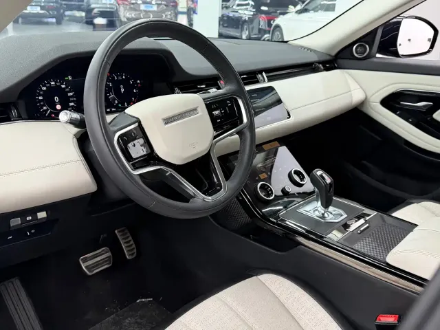 Land Rover Range Rover Evoque — Фото автомобиля 9