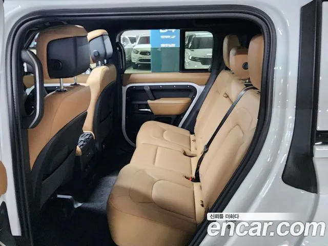 Land Rover Defender L663 — Фото автомобиля 17
