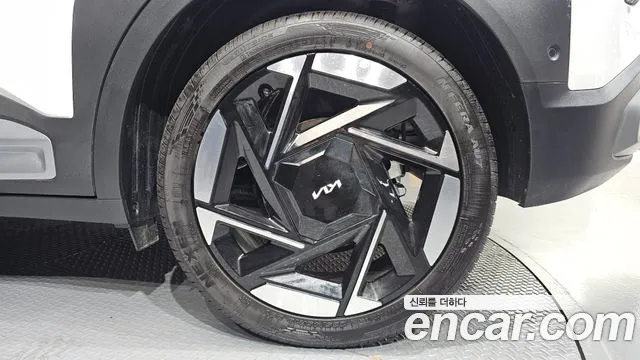 Kia Seltos Seltos 2 поколение Бензин 1.6T 2WD — Фото автомобиля 21