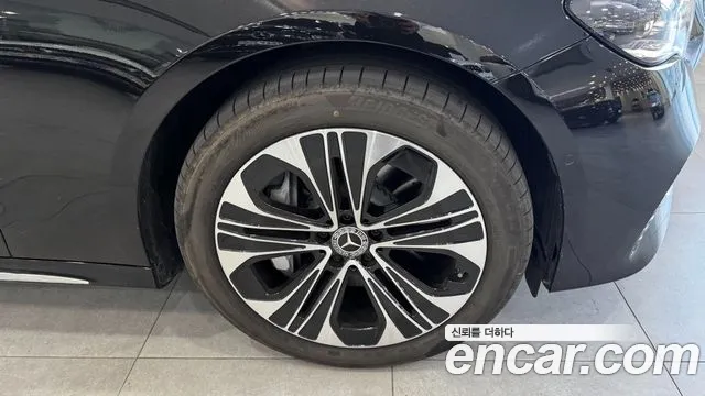 Mercedes-Benz E-Class W214 — Фото автомобиля 5