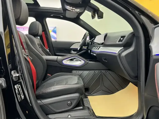 Mercedes-Benz GLE-Class AMG — Фото автомобиля 19