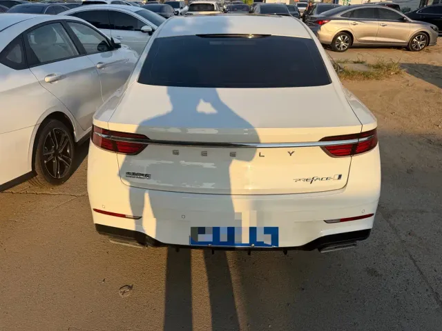 Geely Xingrui — Фото автомобиля 14