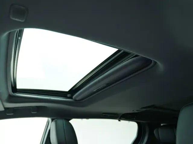 Toyota Sienna — Фото автомобиля 12