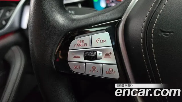 BMW 5 Series G30 — Фото автомобиля 16