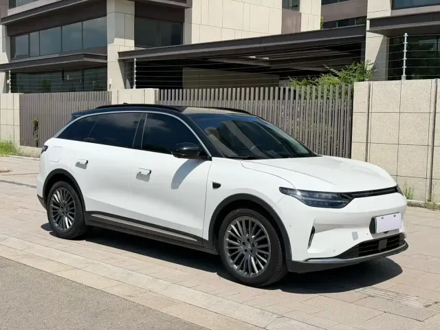 Leapmotor Leapmotor C11 2024 Pure Electric 580 Premium Edition — Фото автомобиля 3