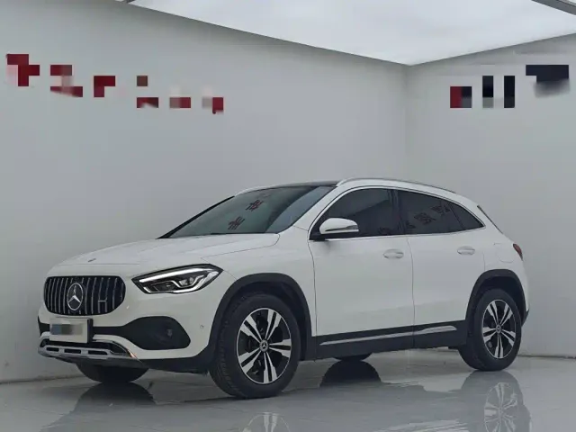 Фотография автомобиля — Mercedes-Benz GLA-Class