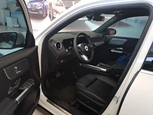 Mercedes-Benz GLB-Class — Фото автомобиля 15