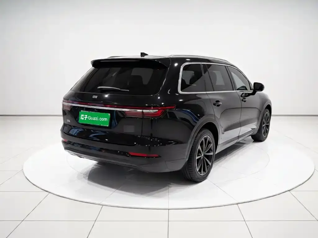 Li Auto Li ONE 2021 Extended Range 6-Seater — Фото автомобиля 4