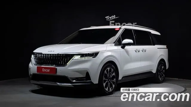 Фотография автомобиля — Kia Carnival Generation 4