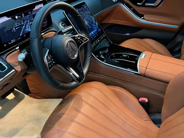 Mercedes-Benz S-Class — Фото автомобиля 11