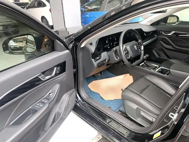 Besturn Besturn B70 2022 3rd Gen 1.5T Auto Joy Edition — Фото автомобиля 15