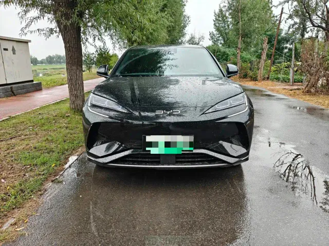 BYD Sealion 07 EV — Фото автомобиля 2