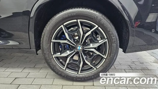 BMW X4 xDrive20i M Sport — Фото автомобиля 18