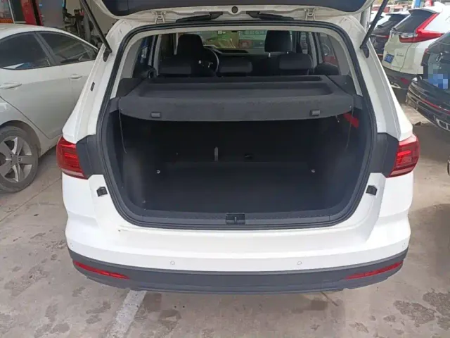 Volkswagen Tharu — Фото автомобиля 18