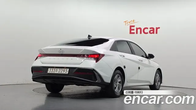 Hyundai Avante — Фото автомобиля 2