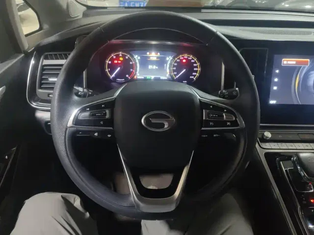 GAC Trumpchi M8 — Фото автомобиля 15
