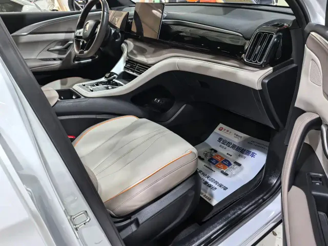 BYD Song Pro — Фото автомобиля 11