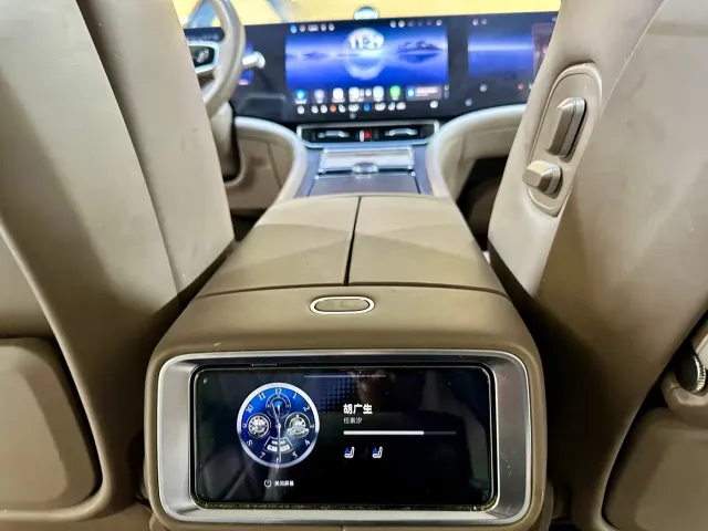 AITO Wenjie AITO M9 2025 Range Extender Max 52kWh 5-Seater — Фото автомобиля 8